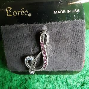 Initial letter S pin